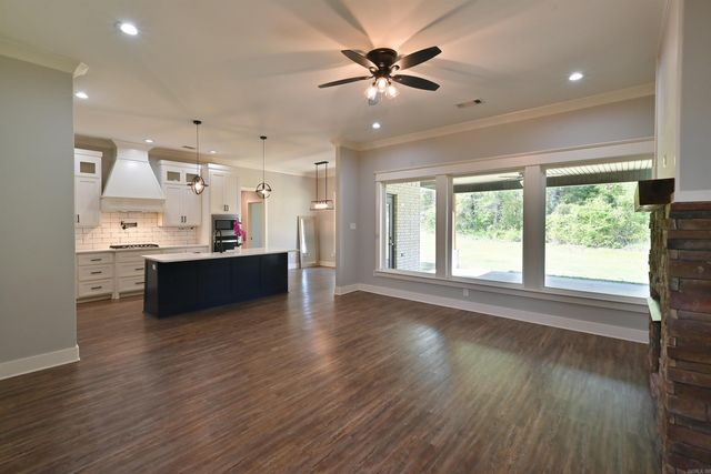 5 Hargrove Road, Greenbrier, AR 72058