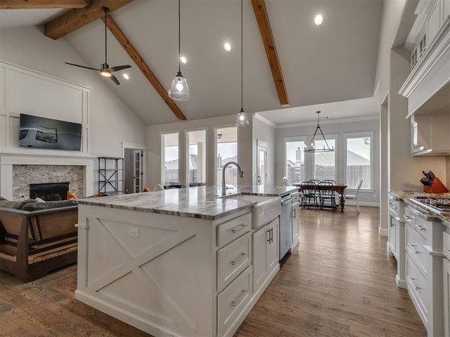 4205 Bridge Wood Lane, Oklahoma City, OK 73179