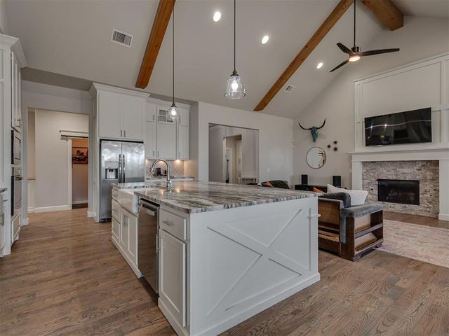 4205 Bridge Wood Lane, Oklahoma City, OK 73179