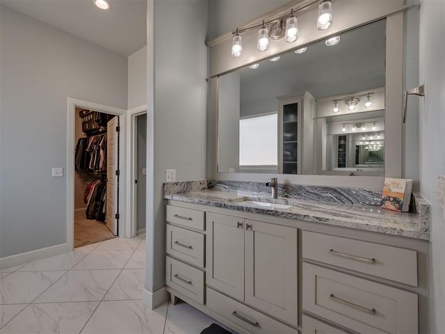 4205 Bridge Wood Lane, Oklahoma City, OK 73179