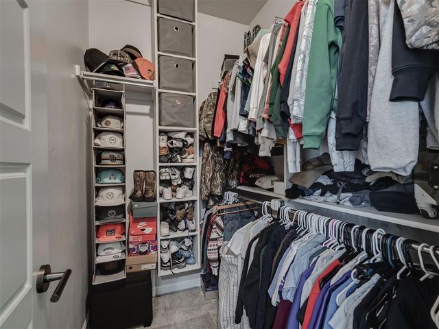 4205 Bridge Wood Lane, Oklahoma City, OK 73179