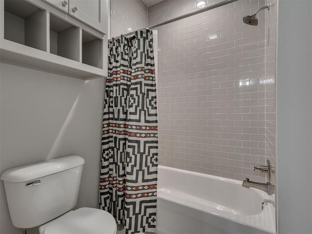 4205 Bridge Wood Lane, Oklahoma City, OK 73179