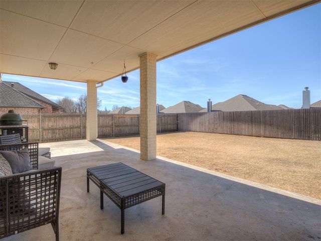 4205 Bridge Wood Lane, Oklahoma City, OK 73179