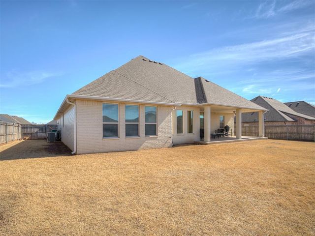 4205 Bridge Wood Lane, Oklahoma City, OK 73179