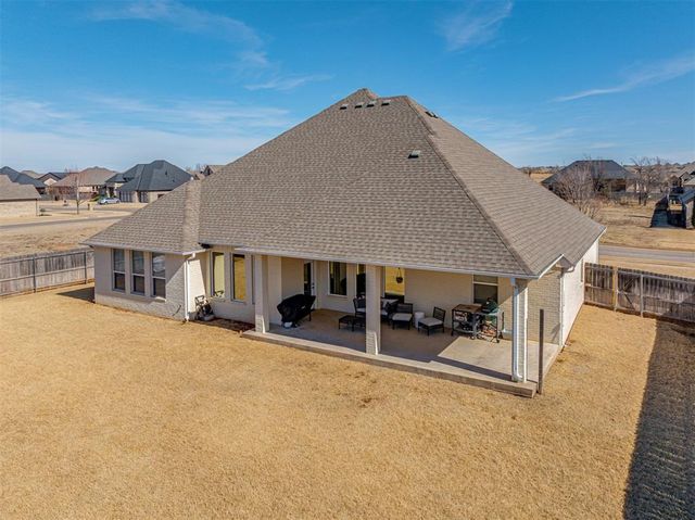 4205 Bridge Wood Lane, Oklahoma City, OK 73179