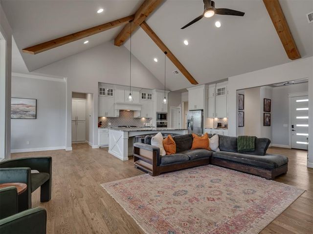 4205 Bridge Wood Lane, Oklahoma City, OK 73179