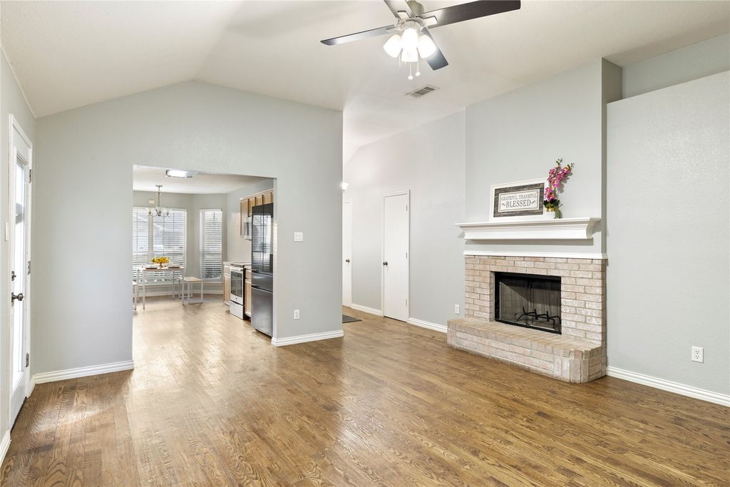 1211 Varacruz Drive, Arlington, TX 76010 — photo 3