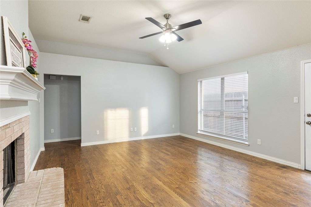 1211 Varacruz Drive, Arlington, TX 76010 — photo 4