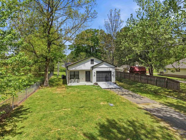 6 7th Street, Greenbrier, AR 72058