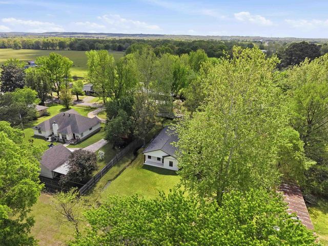 6 7th Street, Greenbrier, AR 72058