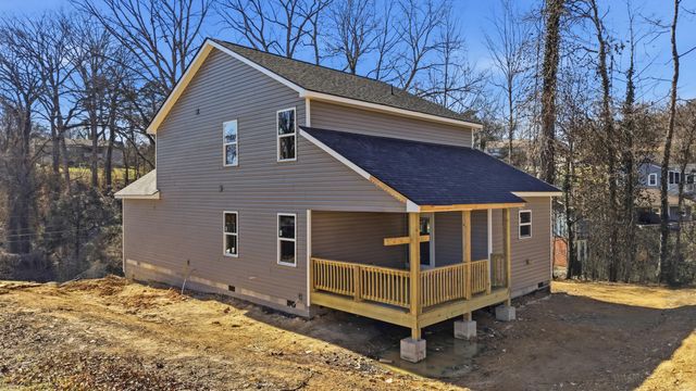 225 Sweetland Drive, Chattanooga, TN 37415