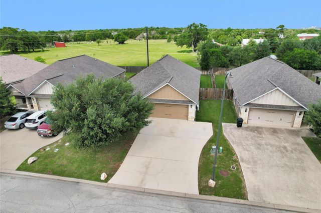 3520 Davidson Drive, College Station, TX 77845