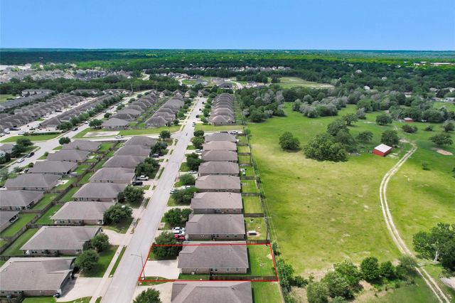 3520 Davidson Drive, College Station, TX 77845