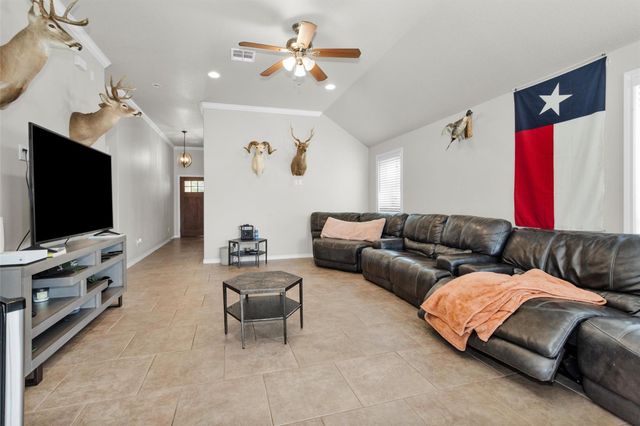 3520 Davidson Drive, College Station, TX 77845