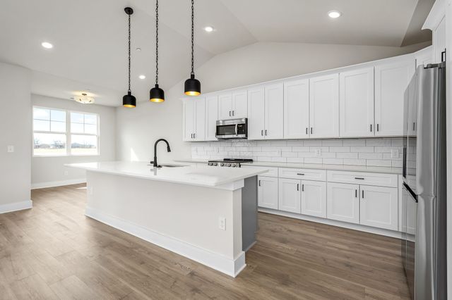 10104 Whitehorn Ln, Bell Buckle, TN 37020