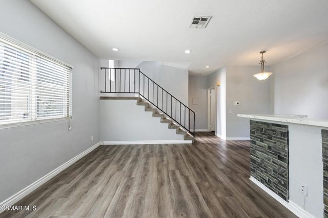 152 Maegan Place 9, Thousand Oaks, CA 91362