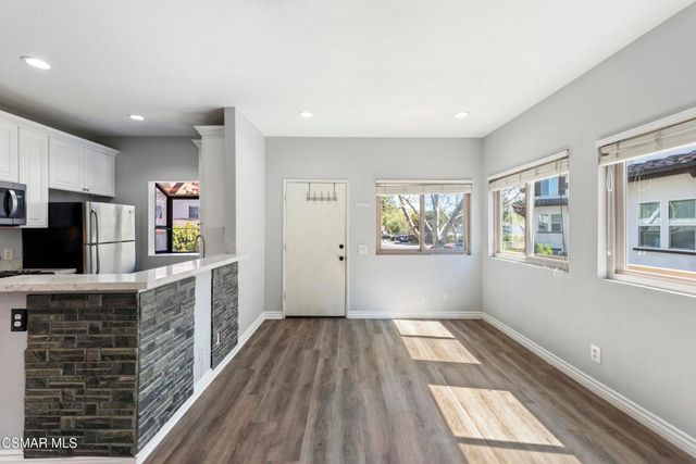 152 Maegan Place 9, Thousand Oaks, CA 91362