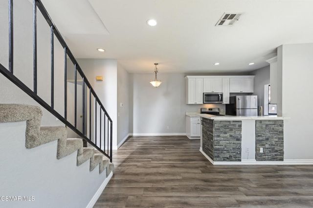 152 Maegan Place 9, Thousand Oaks, CA 91362