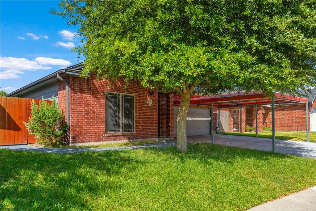 3109 Masterson Dr, Corpus Christi, TX 78415 — photo 3