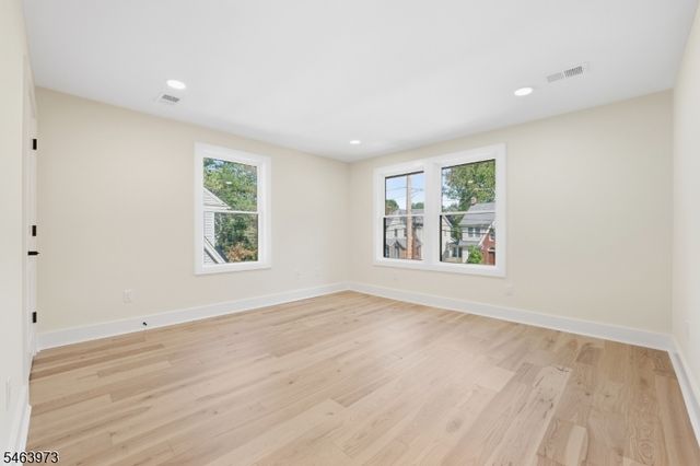 176 Garfield Pl, Maplewood Twp., NJ 07040