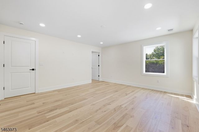 176 Garfield Pl, Maplewood Twp., NJ 07040