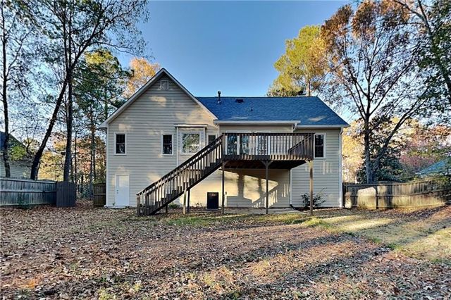 1828 Danbury Court, Powder Springs, GA 30127