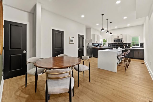 652 Wayne Street, Cincinnati, OH 45206