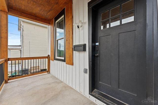 652 Wayne Street, Cincinnati, OH 45206