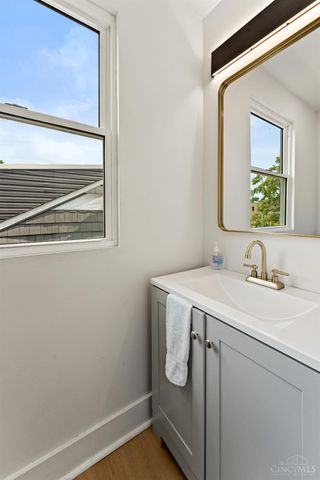 652 Wayne Street, Cincinnati, OH 45206