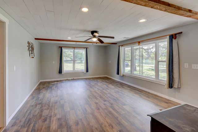 15084 Mm Highway, Neosho, MO 64850