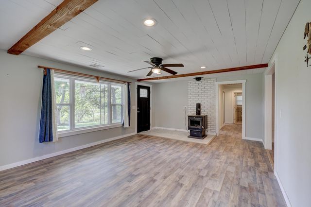 15084 Mm Highway, Neosho, MO 64850