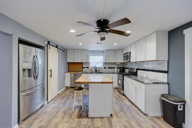 15084 Mm Highway, Neosho, MO 64850