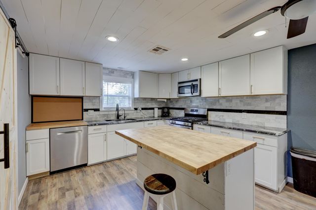 15084 Mm Highway, Neosho, MO 64850