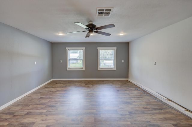 15084 Mm Highway, Neosho, MO 64850