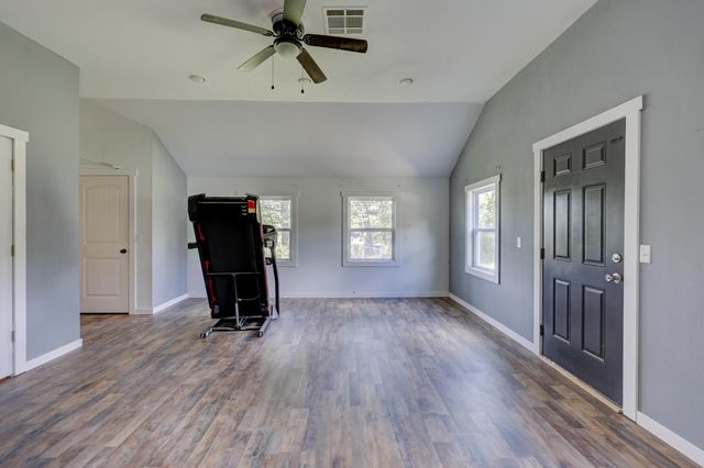 15084 Mm Highway, Neosho, MO 64850