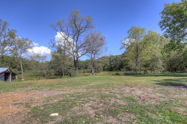 15084 Mm Highway, Neosho, MO 64850