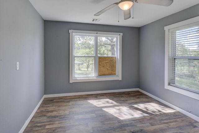 15084 Mm Highway, Neosho, MO 64850