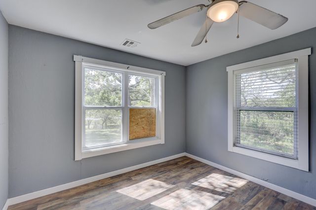 15084 Mm Highway, Neosho, MO 64850