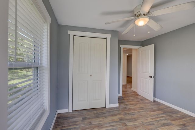 15084 Mm Highway, Neosho, MO 64850