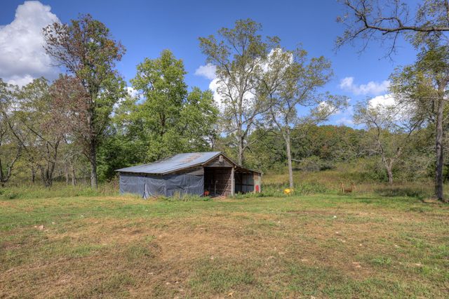 15084 Mm Highway, Neosho, MO 64850