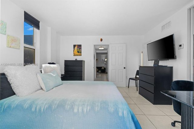 801 S Ocean Dr 207, Hollywood, FL 33019