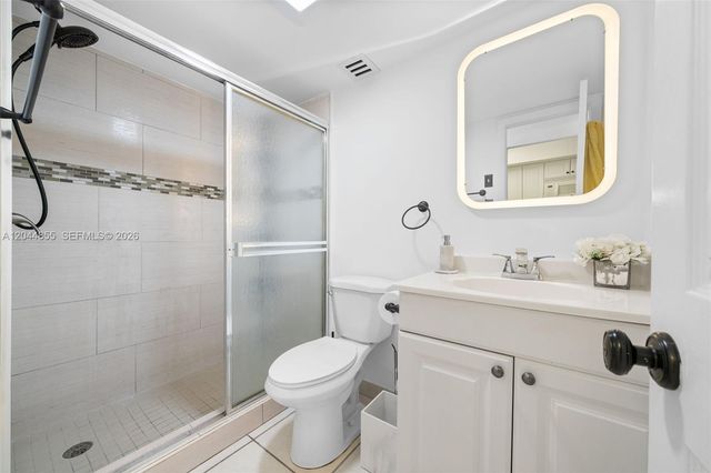 801 S Ocean Dr 207, Hollywood, FL 33019