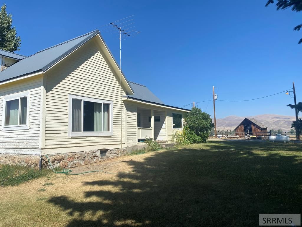 Image 13 of property listing at 2651 Challis Creek Road, Challis, ID 83226