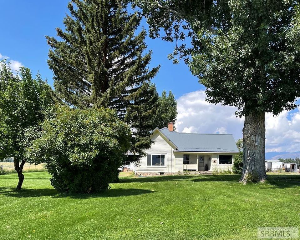 Image 64 of property listing at 2651 Challis Creek Road, Challis, ID 83226