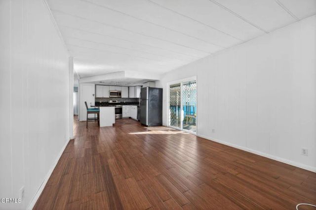 5540 W 5th 111, Oxnard, CA 93035