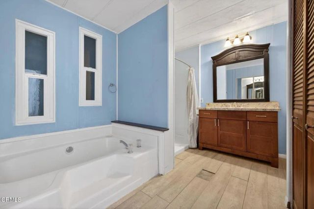 5540 W 5th 111, Oxnard, CA 93035