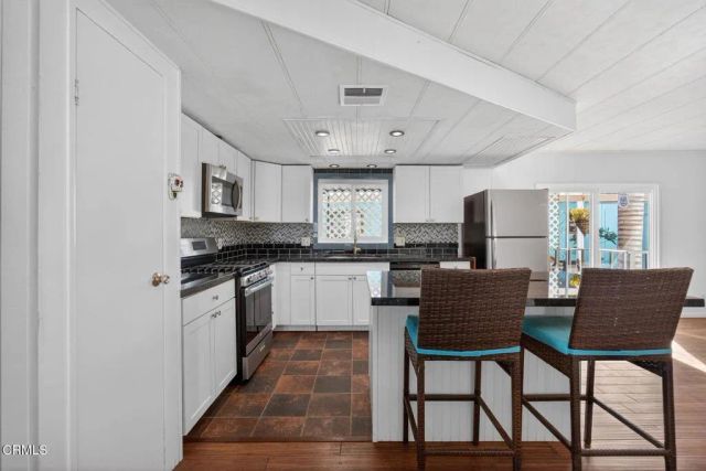 5540 W 5th 111, Oxnard, CA 93035