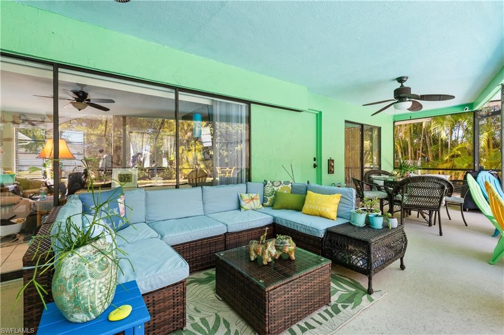 913 SE 26th TER, CAPE CORAL, FL 33904 — photo 4