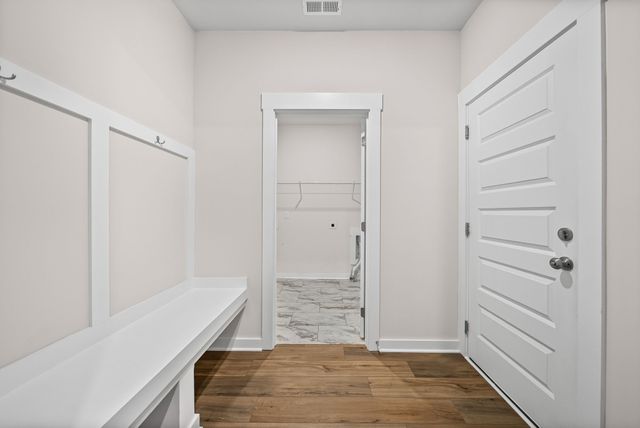 217 Viceroy Dr, Clarksville, TN 37043