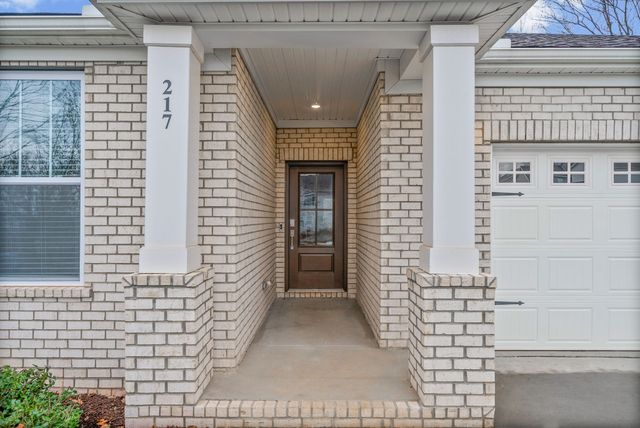 217 Viceroy Dr, Clarksville, TN 37043